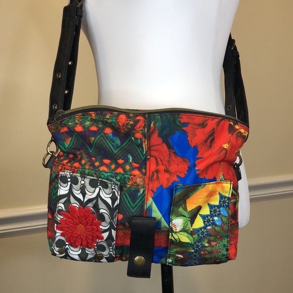 DESIGUAL Colorful Patchwork Crossbody Shoulderbag w Flower Applique DSG Pull Tab - Picture 2 of 16